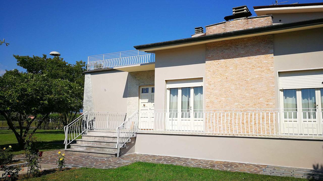 La Locanda Francigena Bed & Breakfast Лука Екстериор снимка